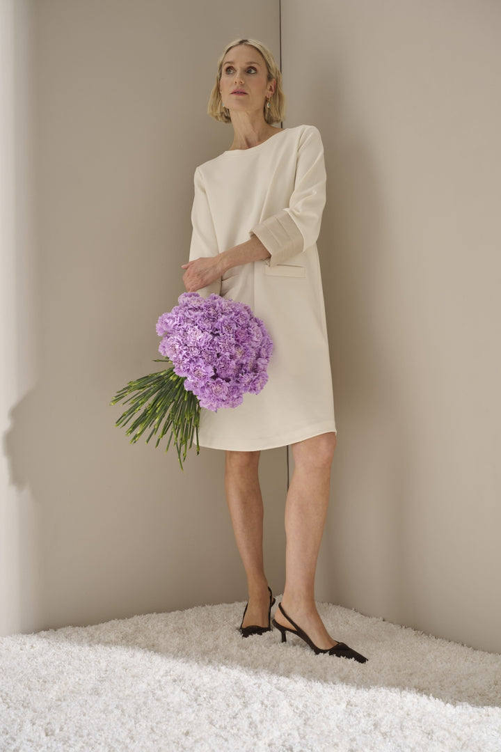 Kleid mit Ärmeldesign